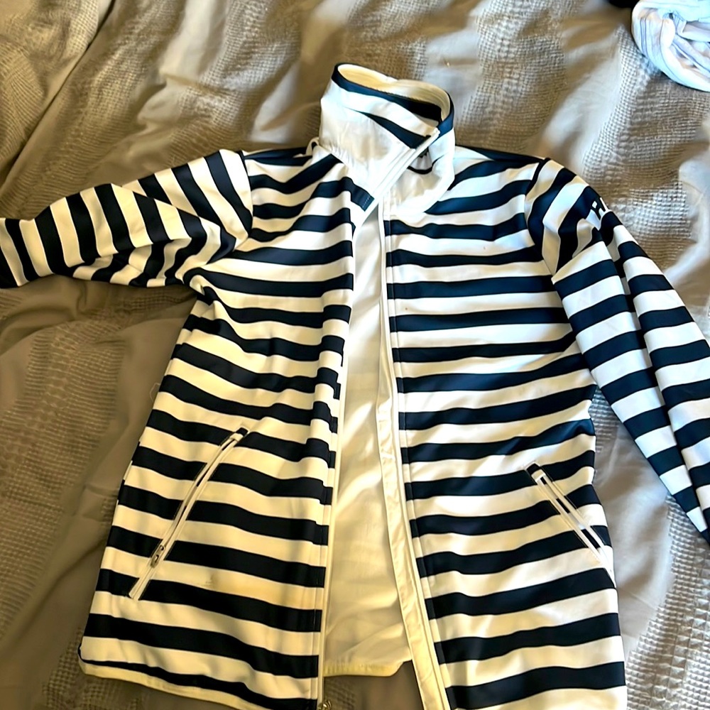 Zip up